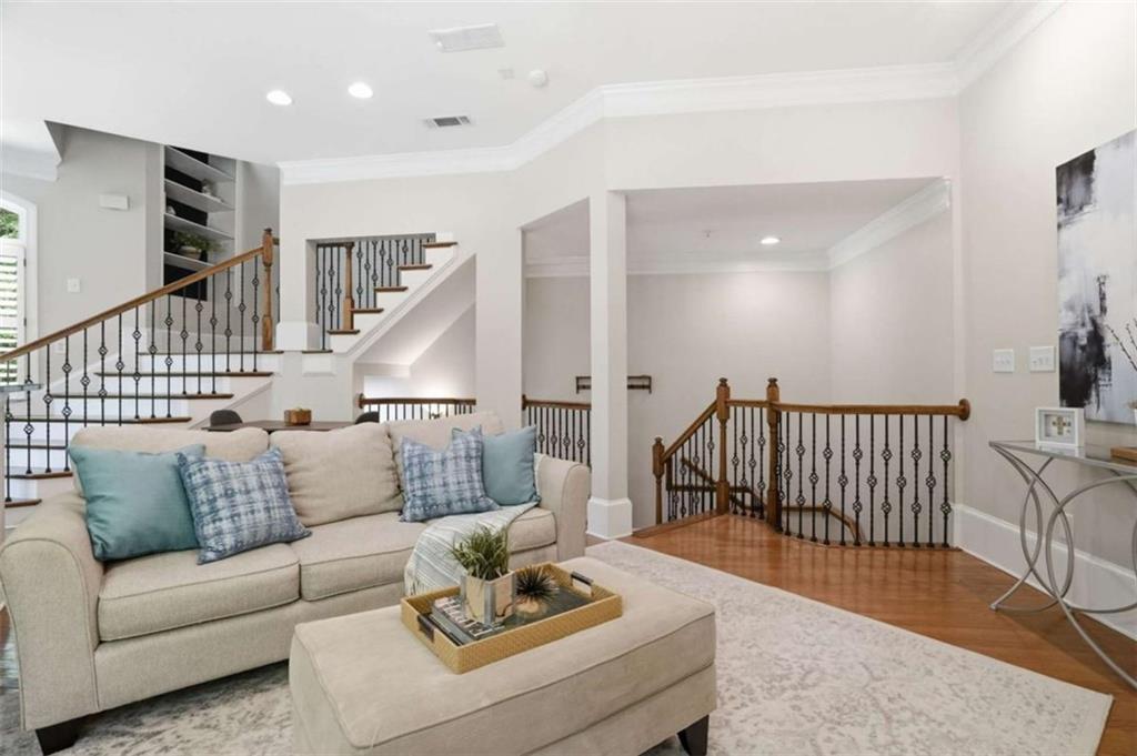 782 Clifton Heights Lane