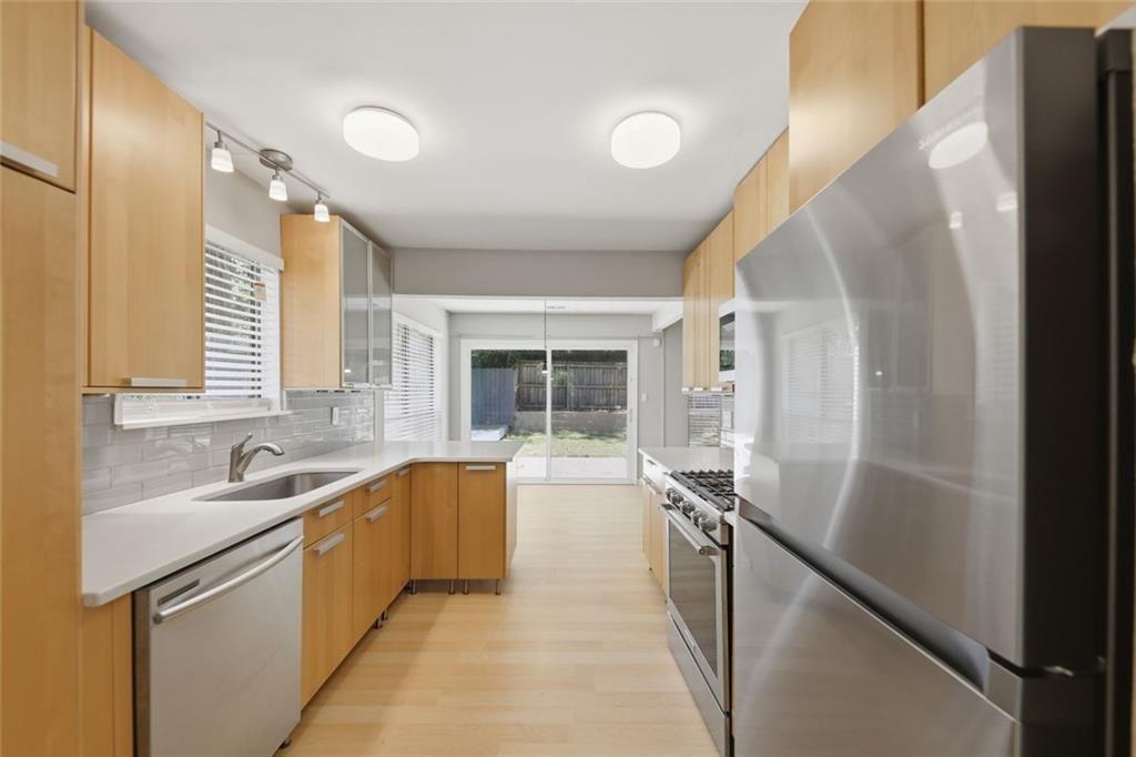 375 Creekside Court