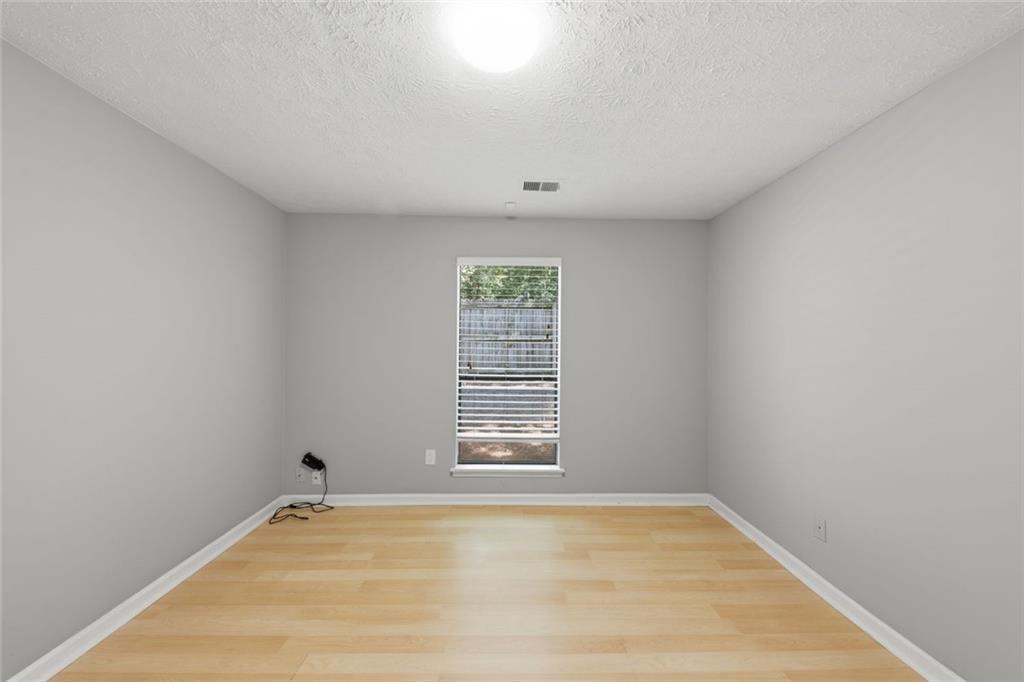 375 Creekside Court