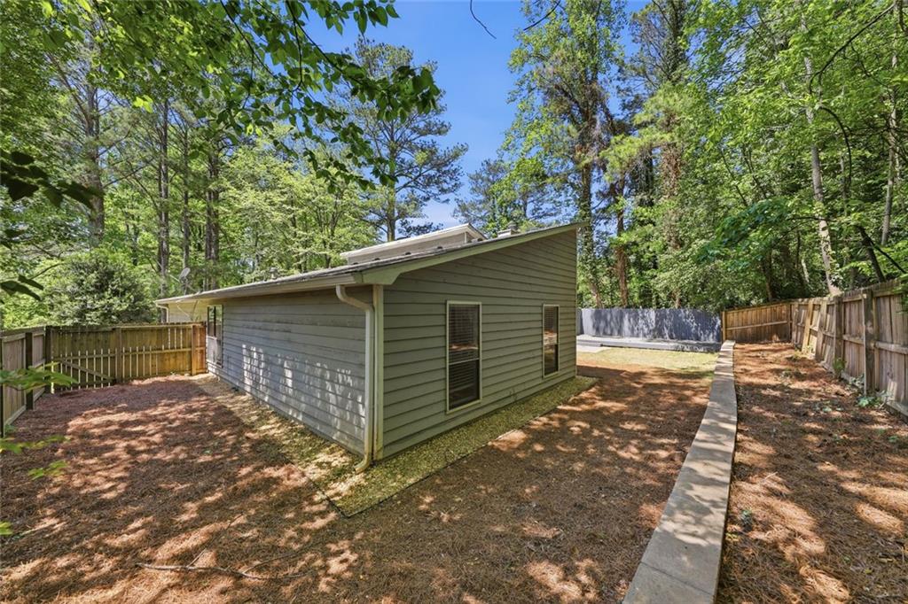 375 Creekside Court