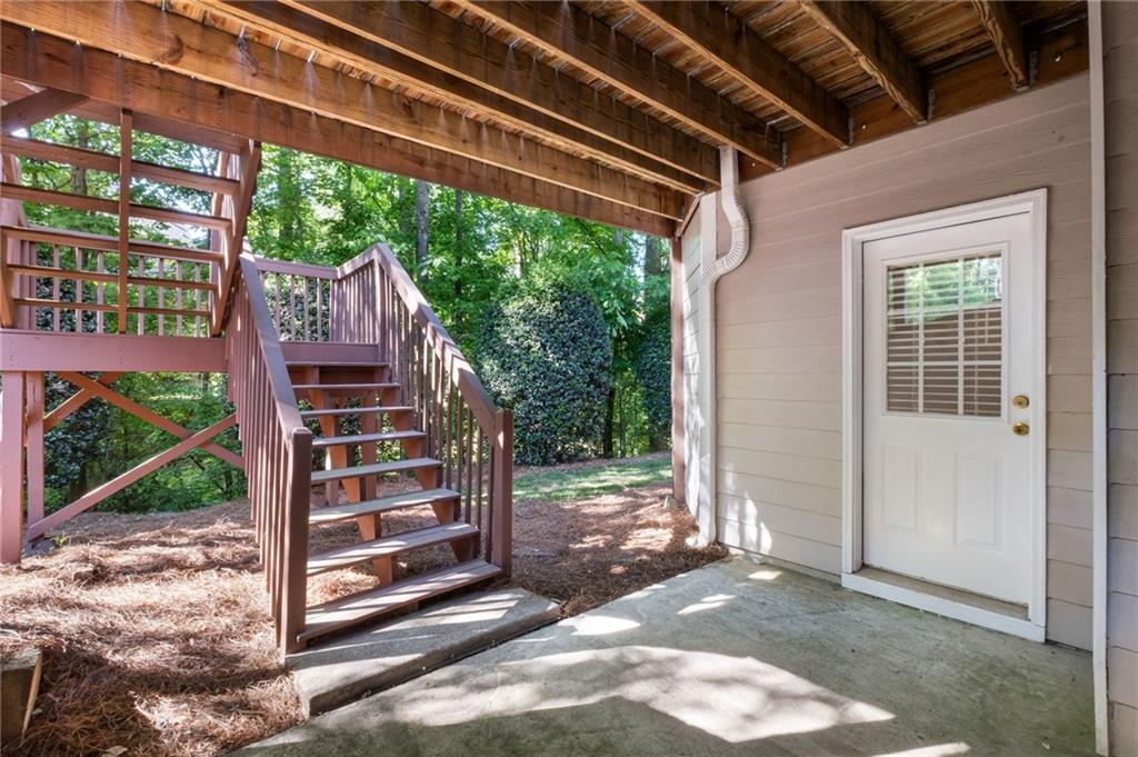145 Whitestone Court