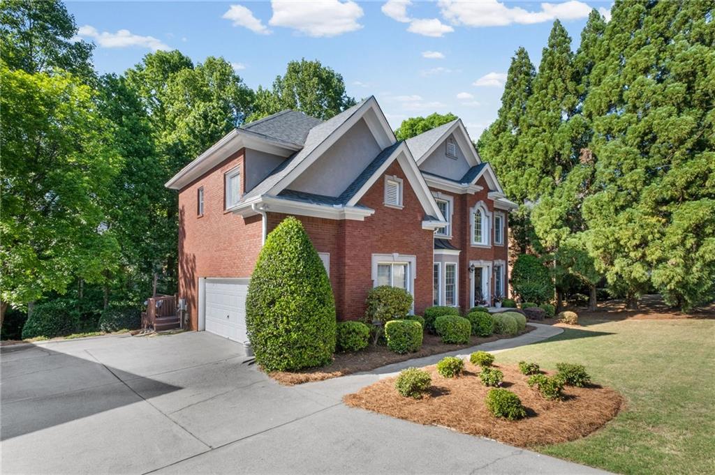 145 Whitestone Court
