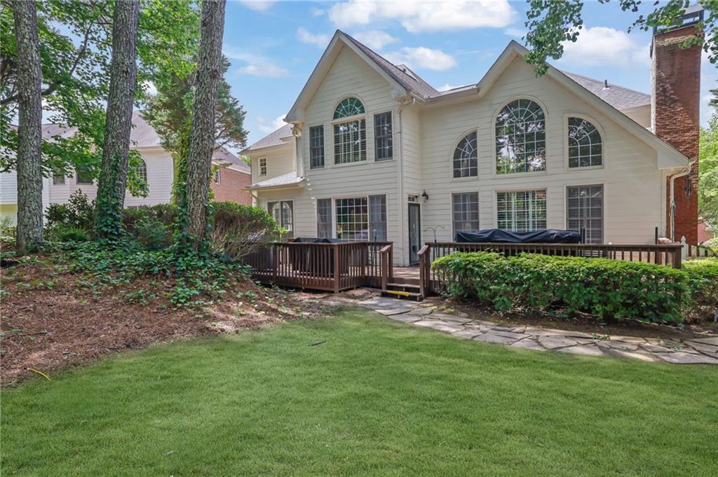 725 Rose Creek Circle