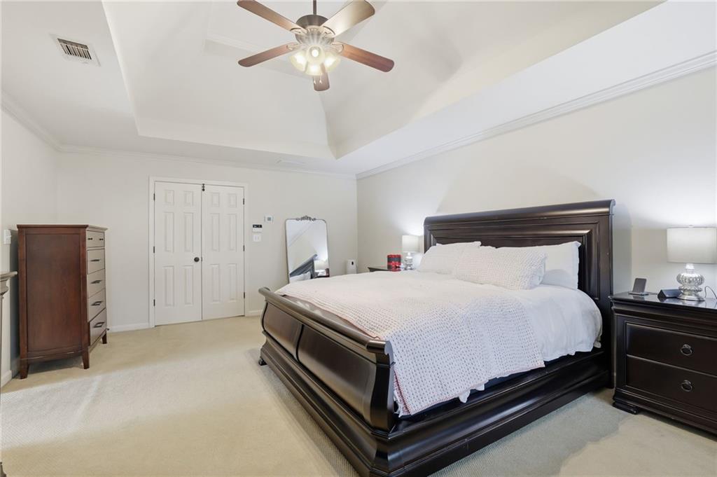 725 Rose Creek Circle