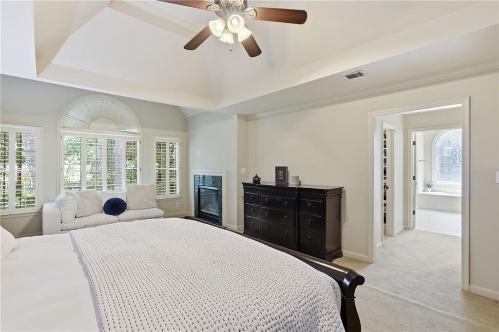 725 Rose Creek Circle