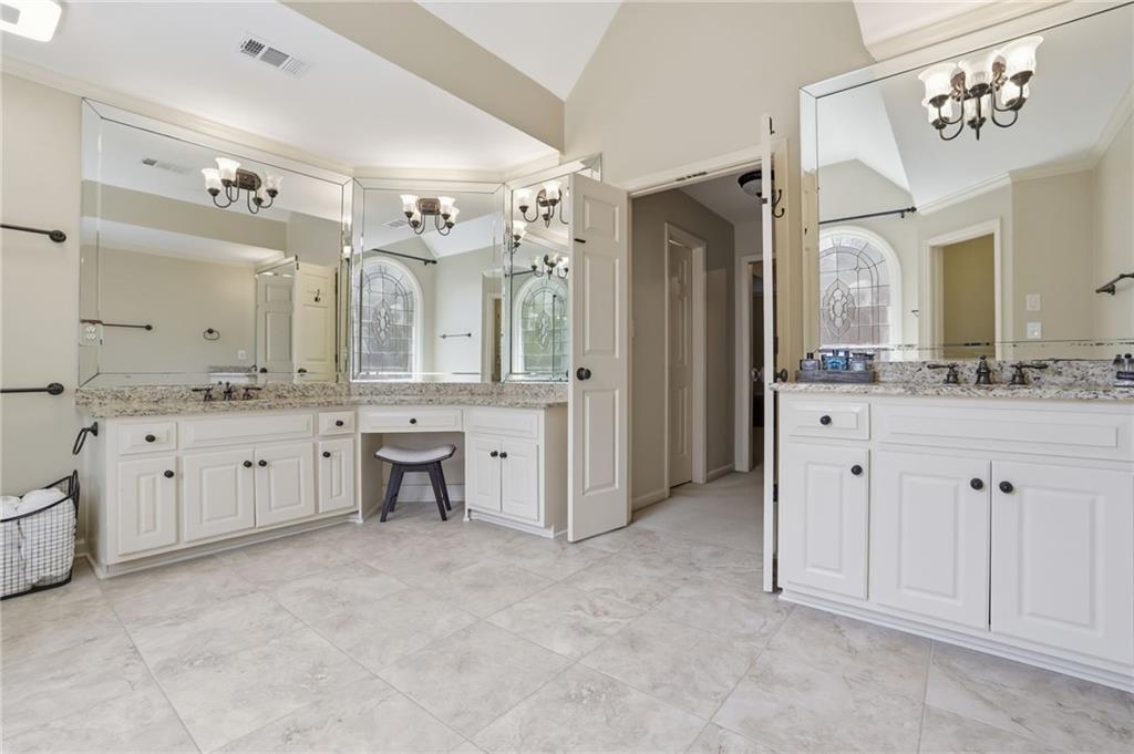725 Rose Creek Circle