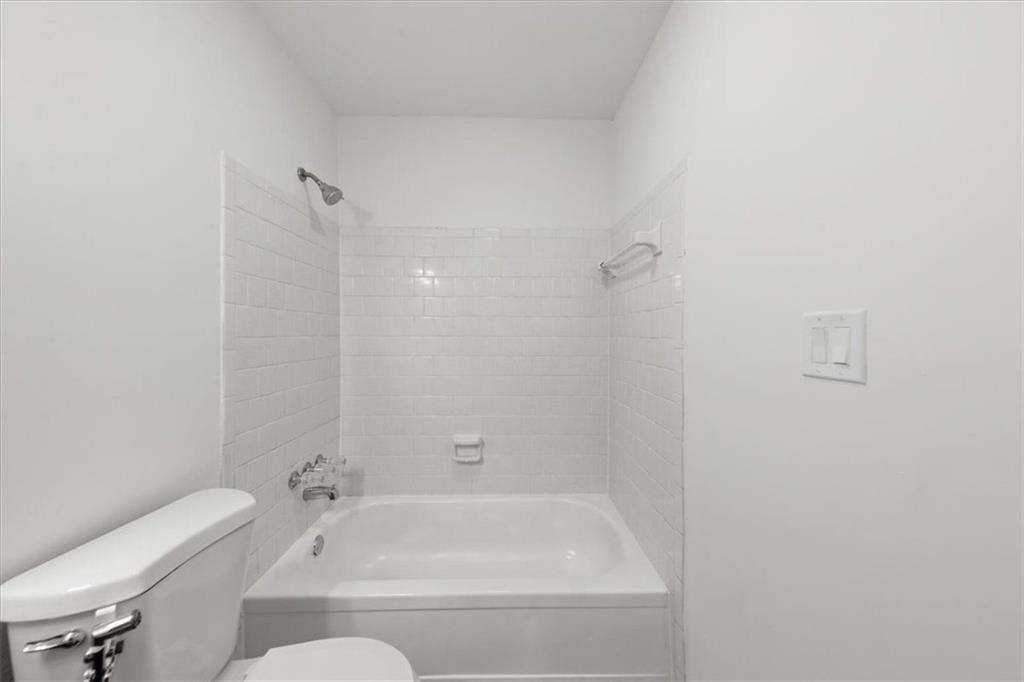 1138 Moorestown Circle
