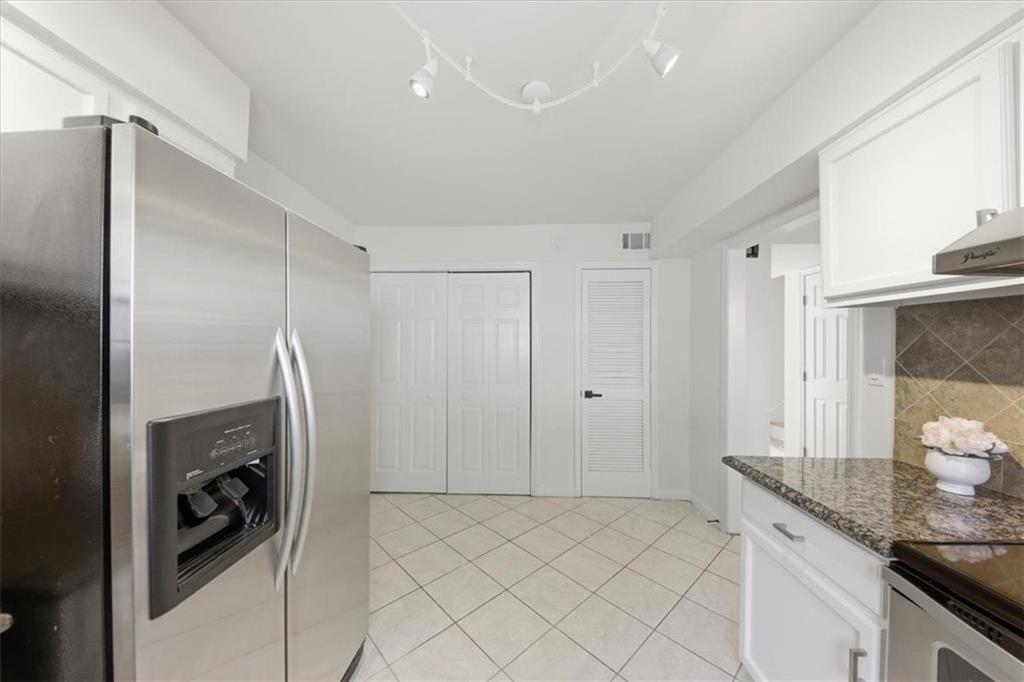 1138 Moorestown Circle