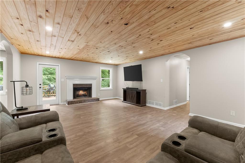 4311 Autumn Lake Drive