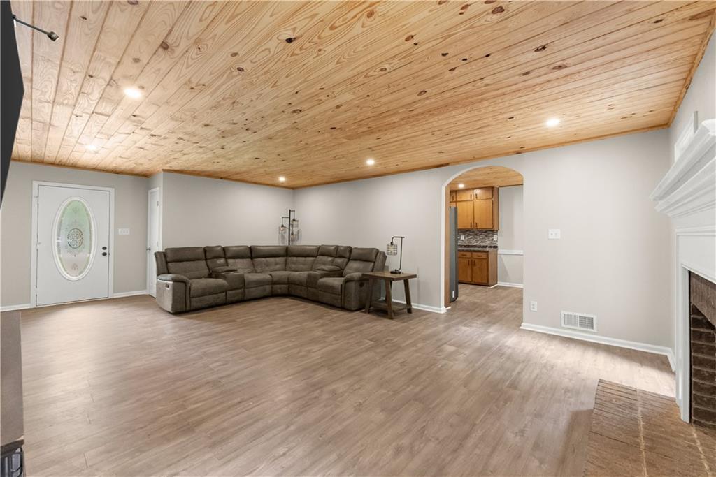 4311 Autumn Lake Drive