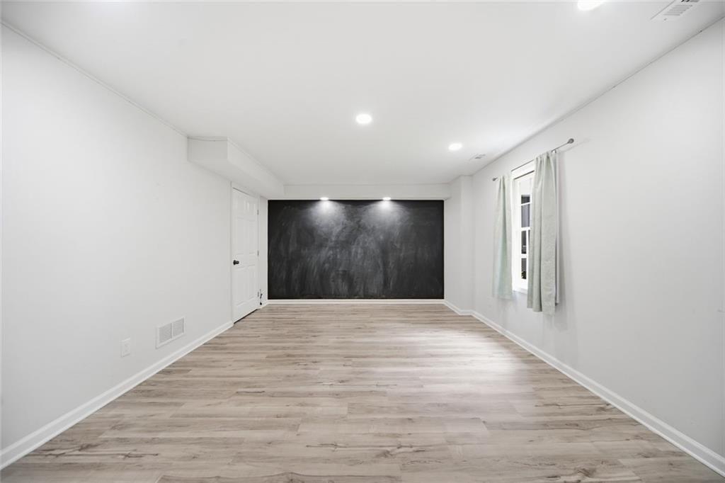 3075 Park Chase