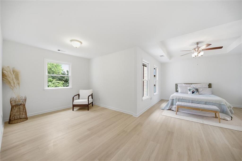 3075 Park Chase