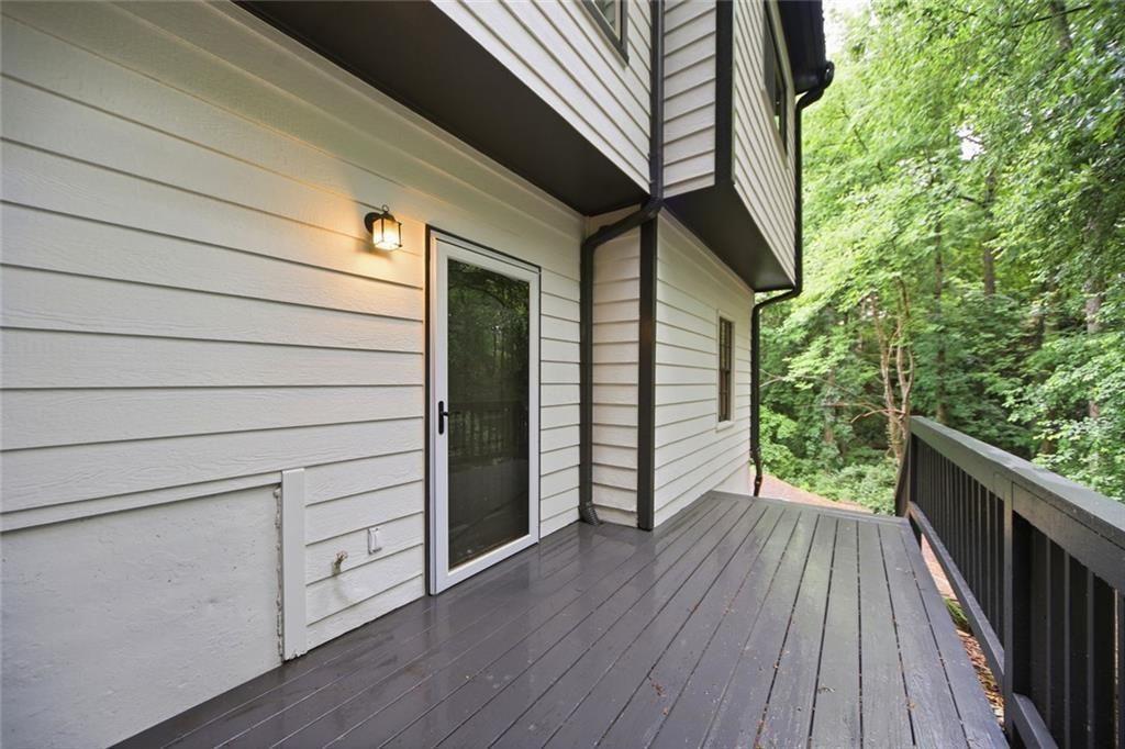 3075 Park Chase