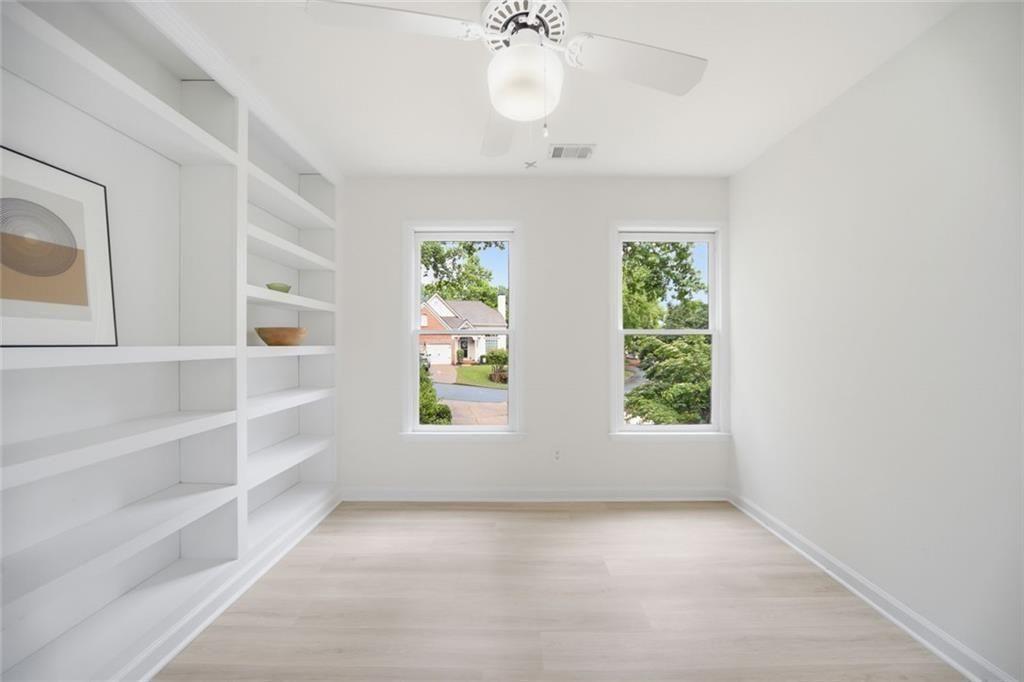 3075 Park Chase
