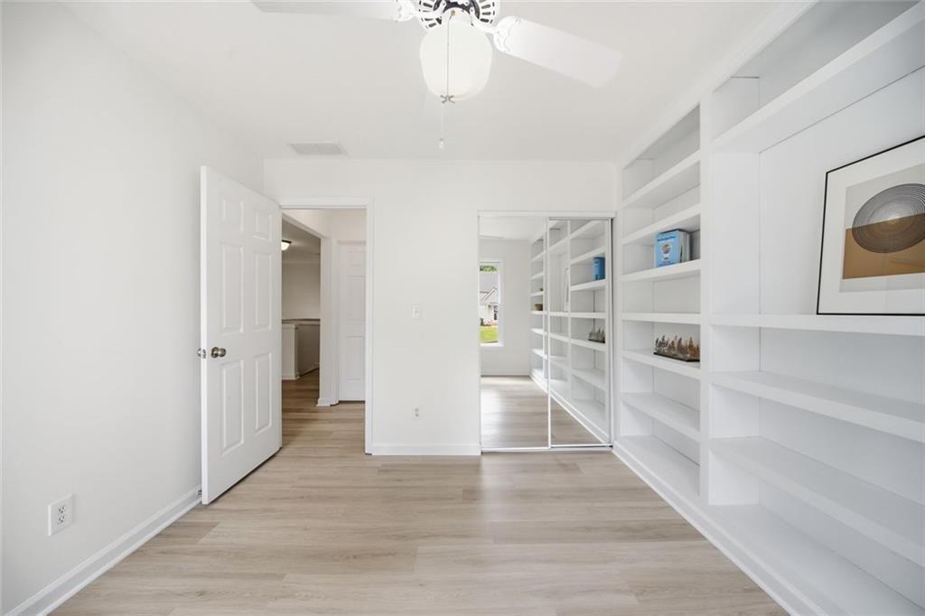 3075 Park Chase