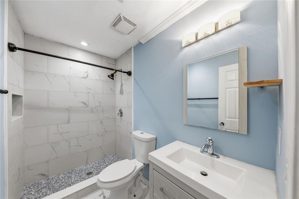 310 Crescentview Court