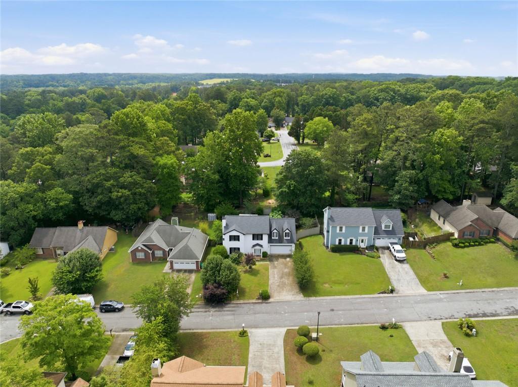 310 Crescentview Court