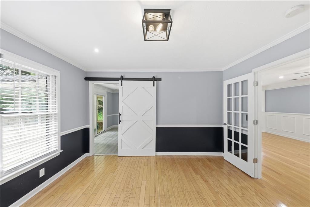 310 Crescentview Court