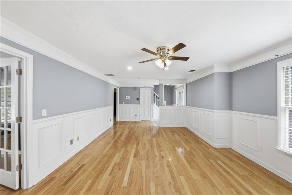 310 Crescentview Court