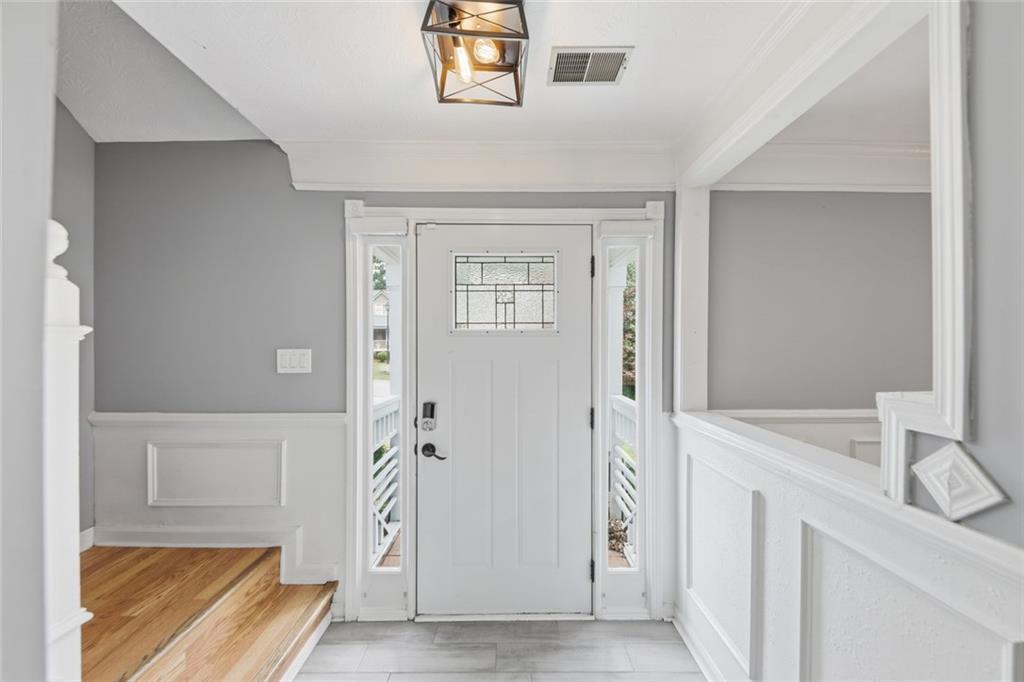 310 Crescentview Court