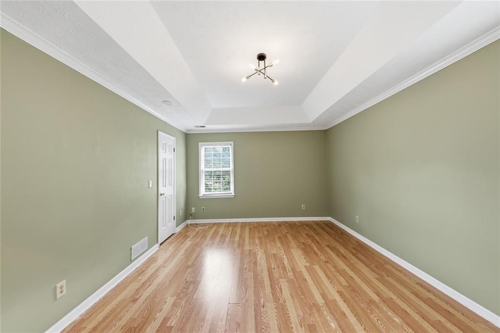 310 Crescentview Court