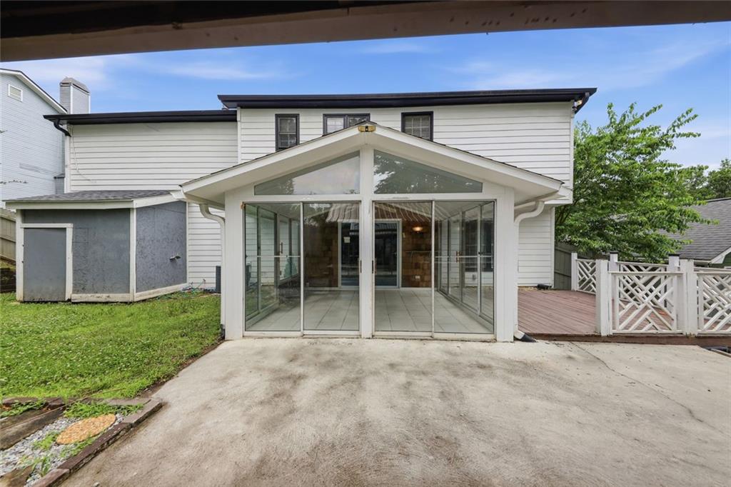 310 Crescentview Court