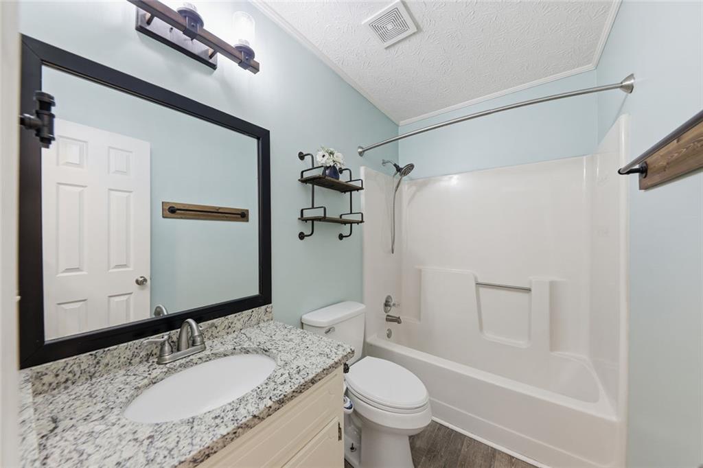 685 Hunters Creek Lane