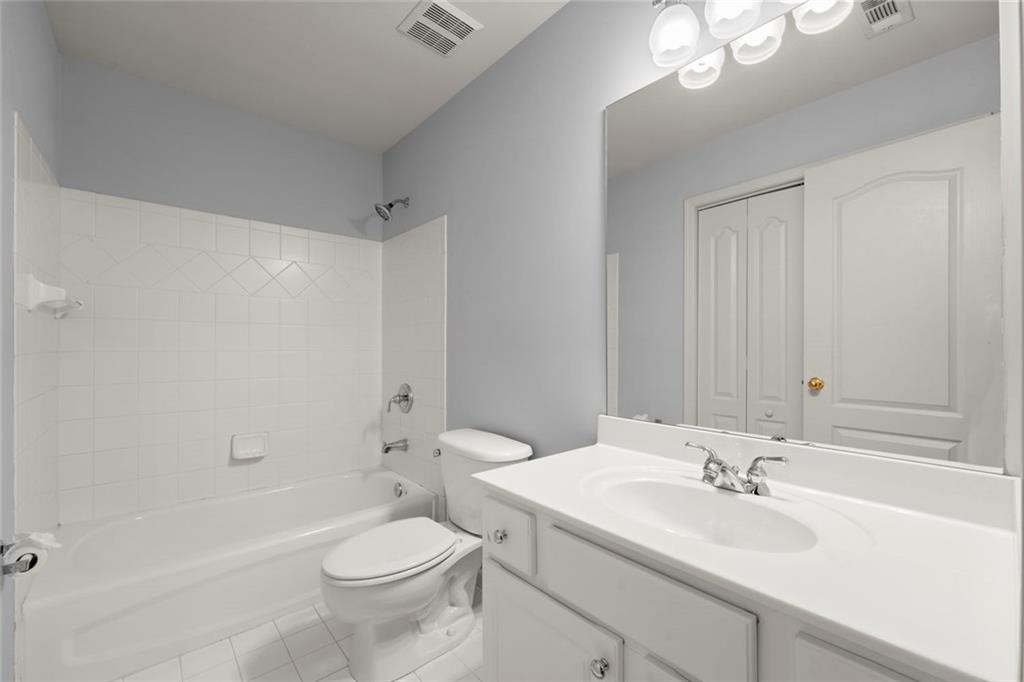 3552 Crown Peak Court