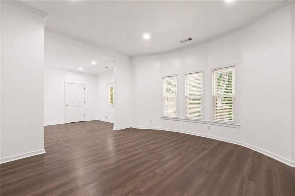 3552 Crown Peak Court