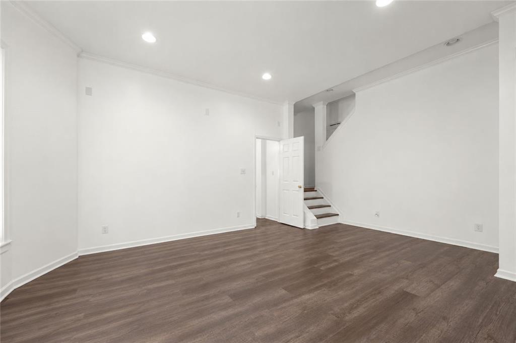 3552 Crown Peak Court