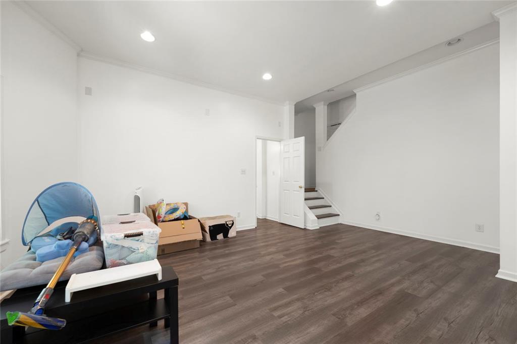 3552 Crown Peak Court