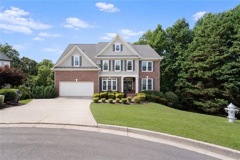 3552 Crown Peak Court