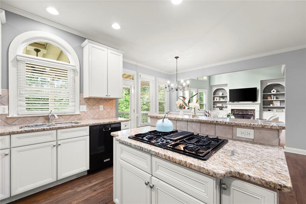 3552 Crown Peak Court