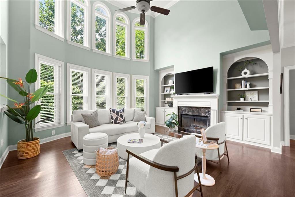 3552 Crown Peak Court