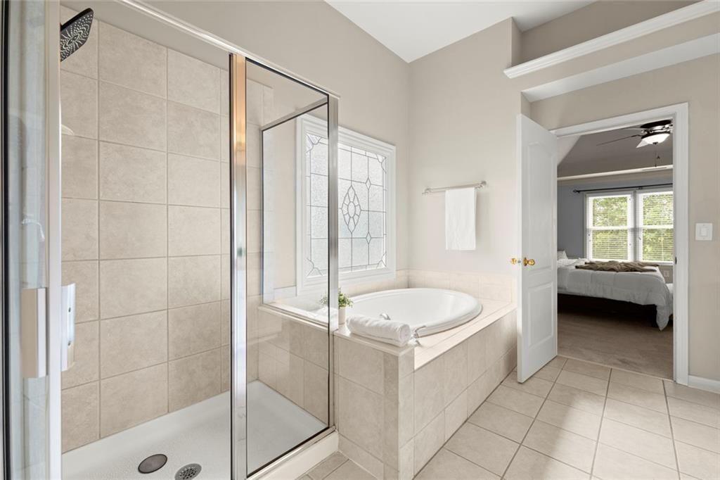 3552 Crown Peak Court