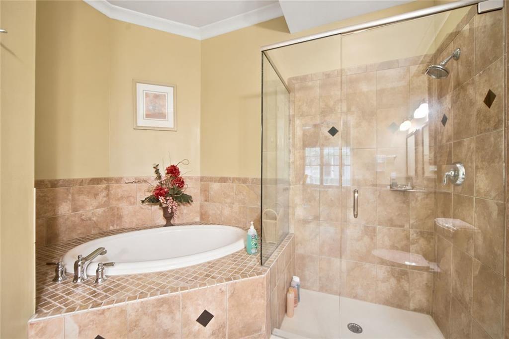 3635 E Paces Circle NE Unit 1114