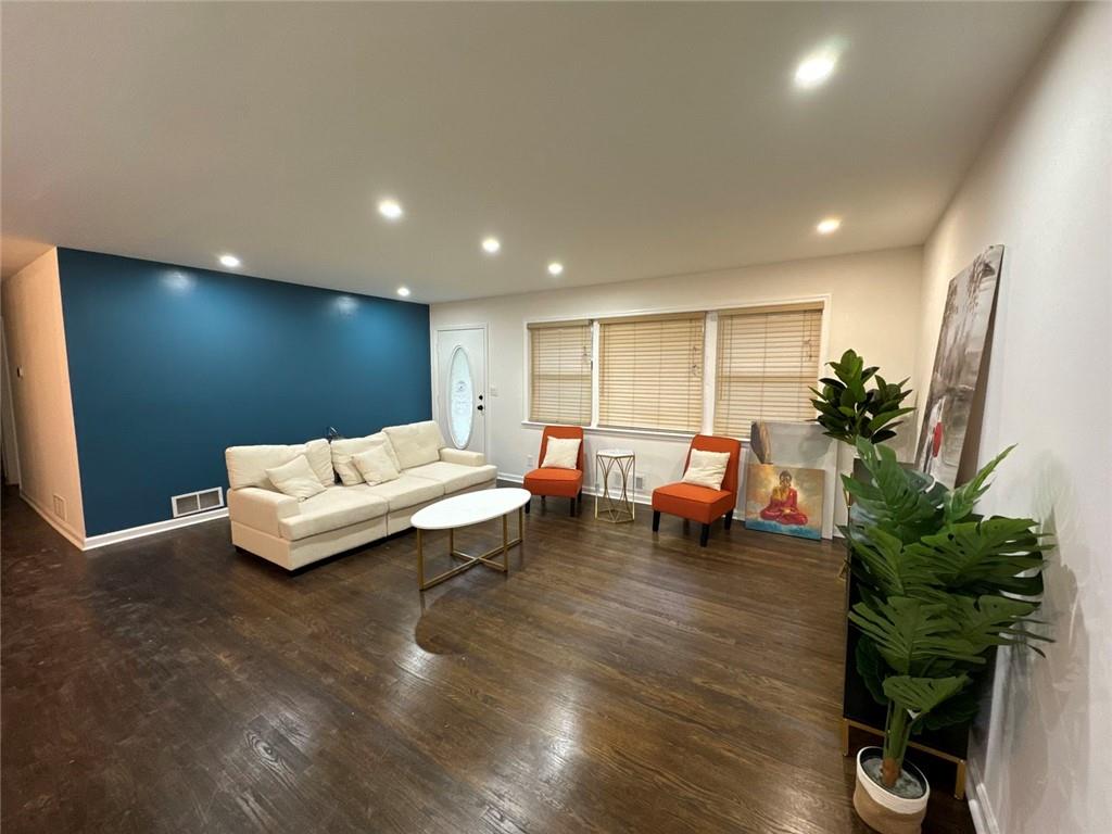 2691 Westchester Drive