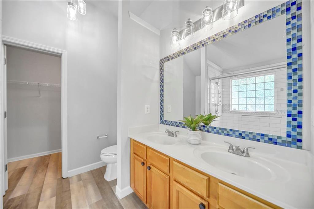 955 Pebble Creek Trail