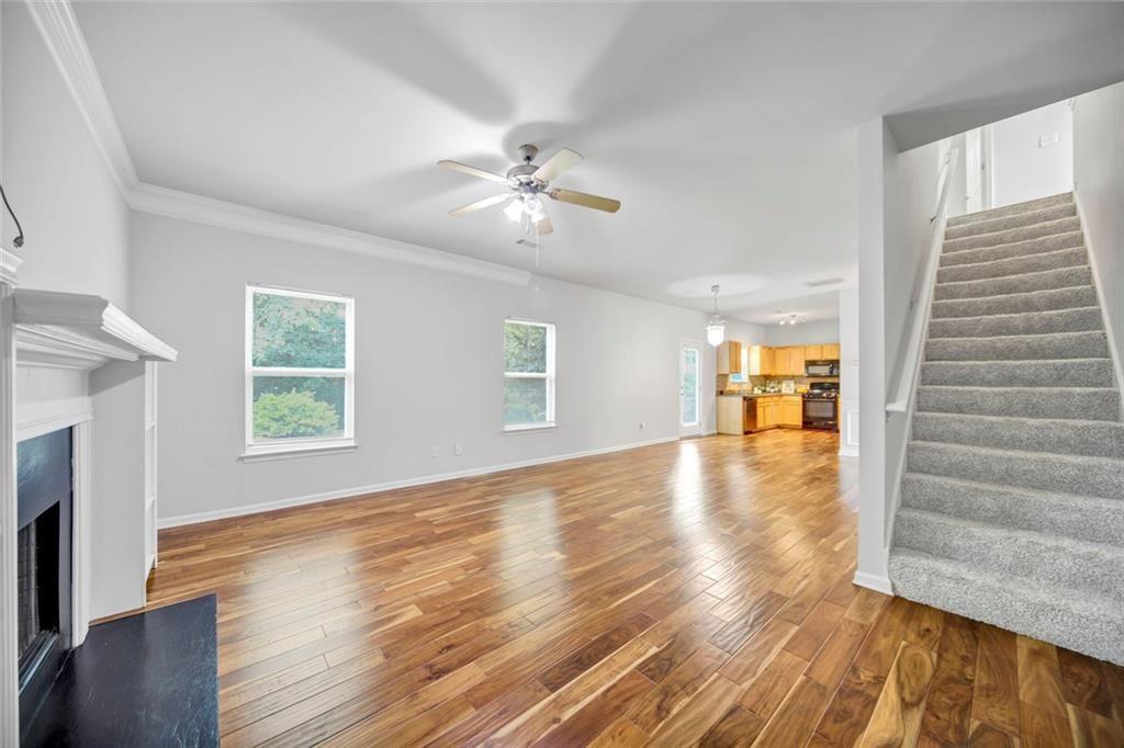 955 Pebble Creek Trail