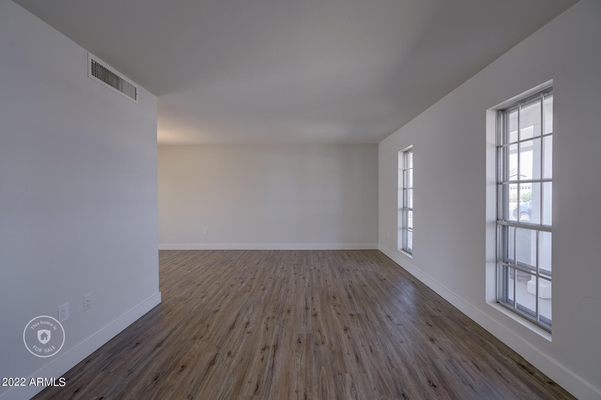 10325 W TWIN OAKS Drive