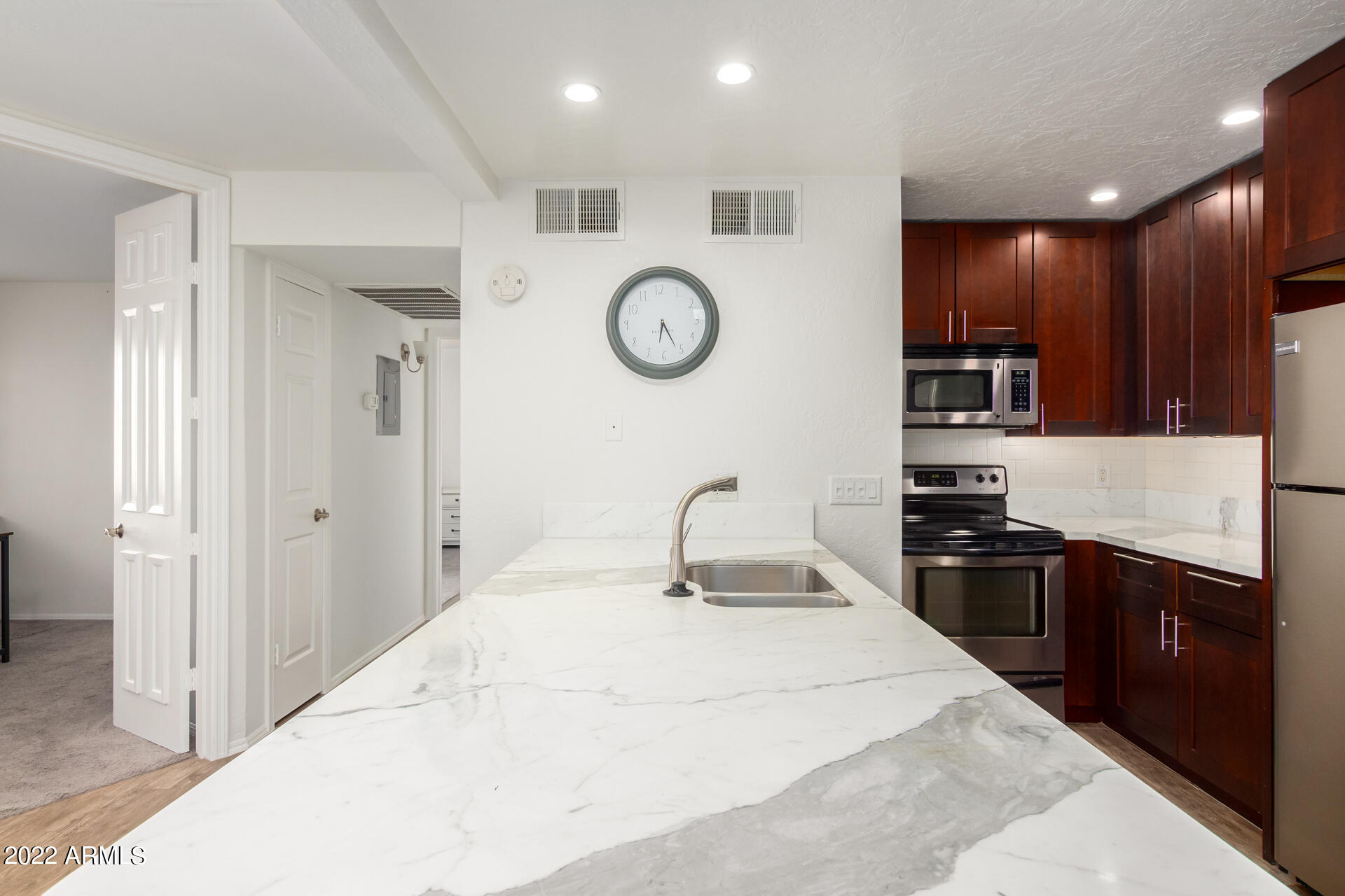 2935 N 68TH Street # 207