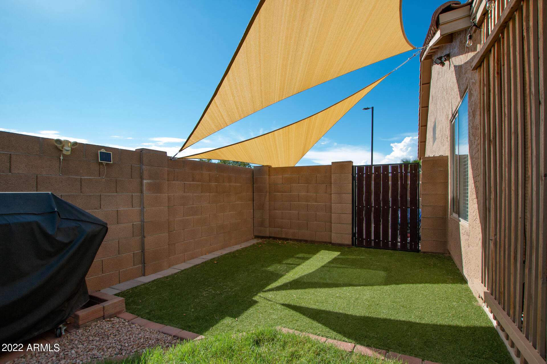 15029 W BOTTLE TREE Avenue