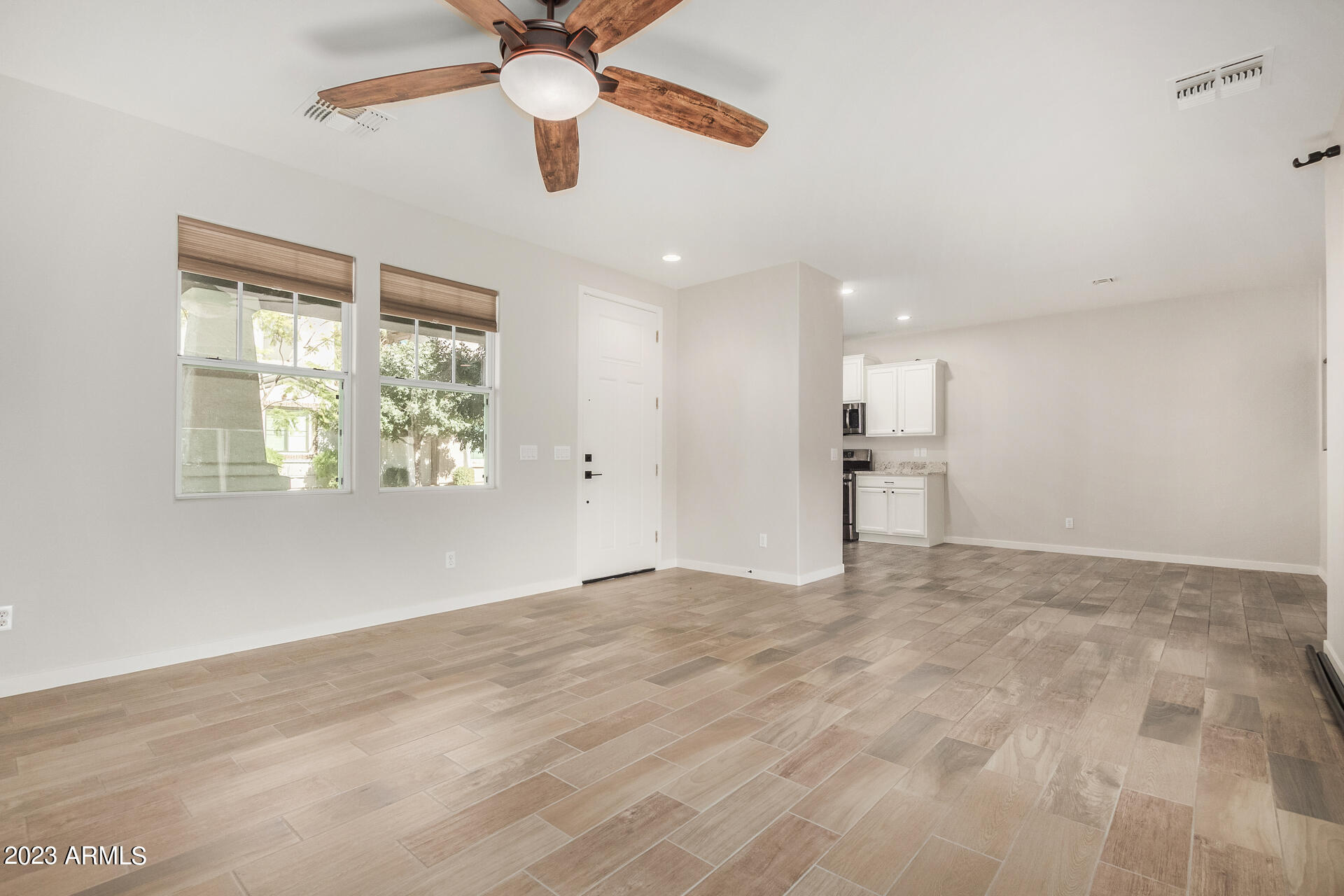 2717 S Santa Rita --