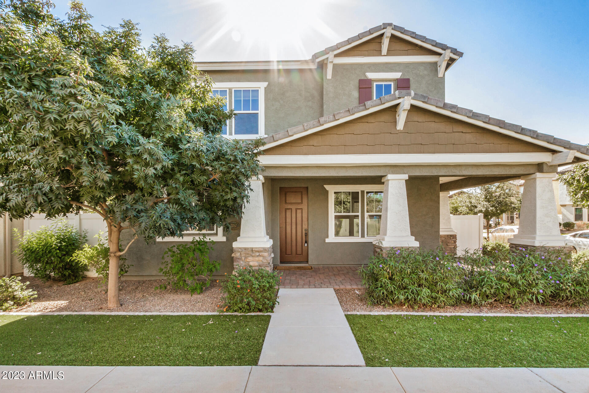 2717 S Santa Rita --