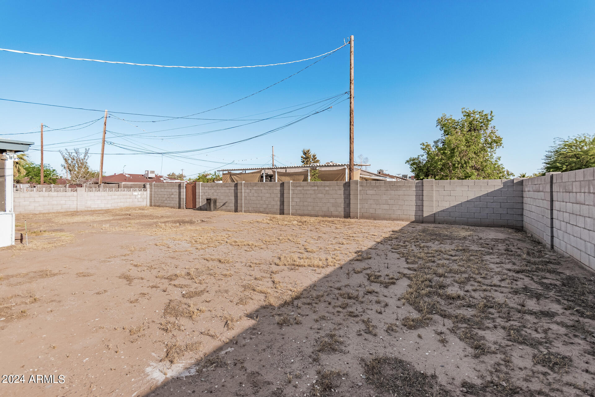 3133 W SAN MIGUEL Avenue