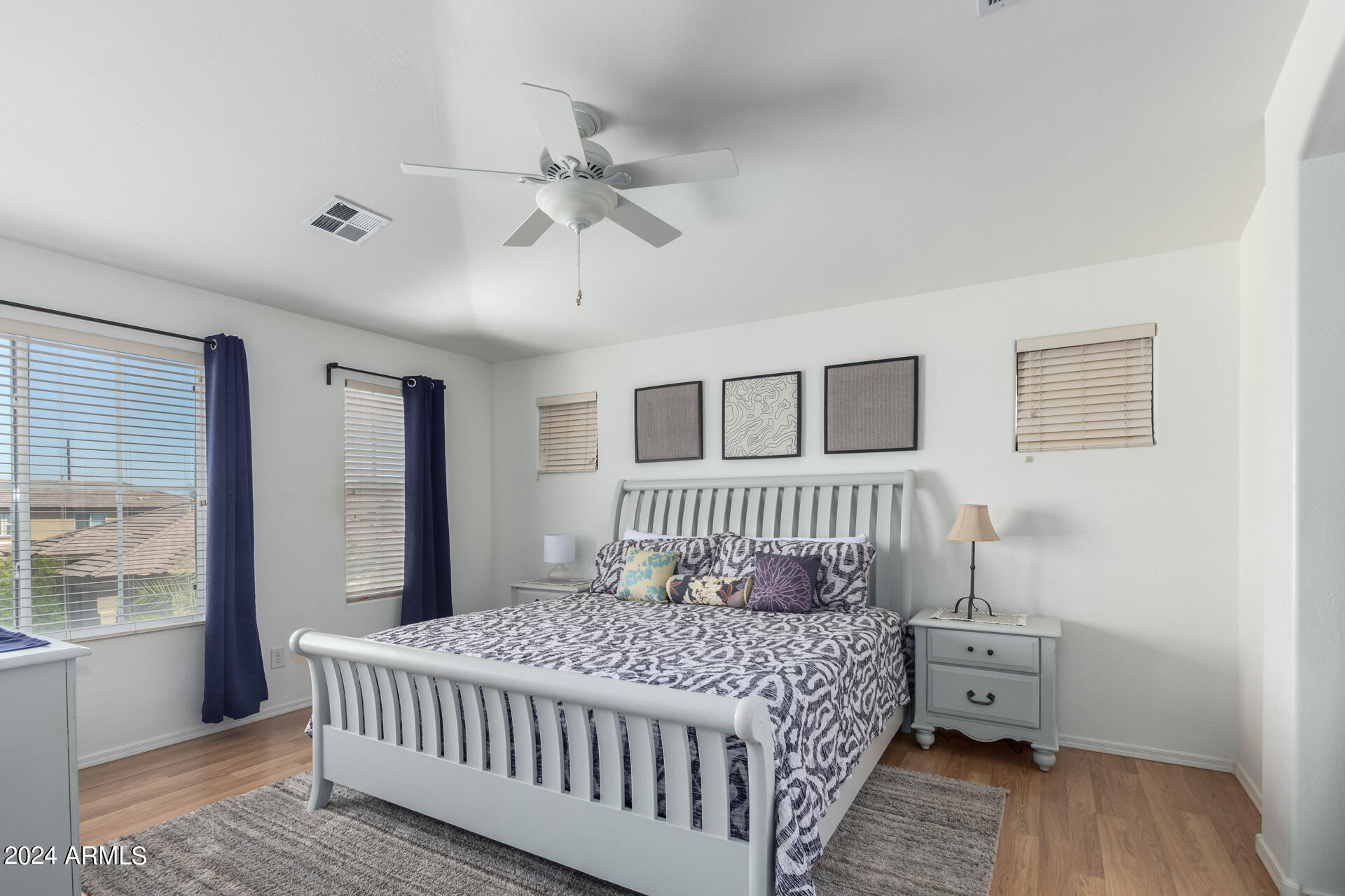 3959 E POLLACK Street