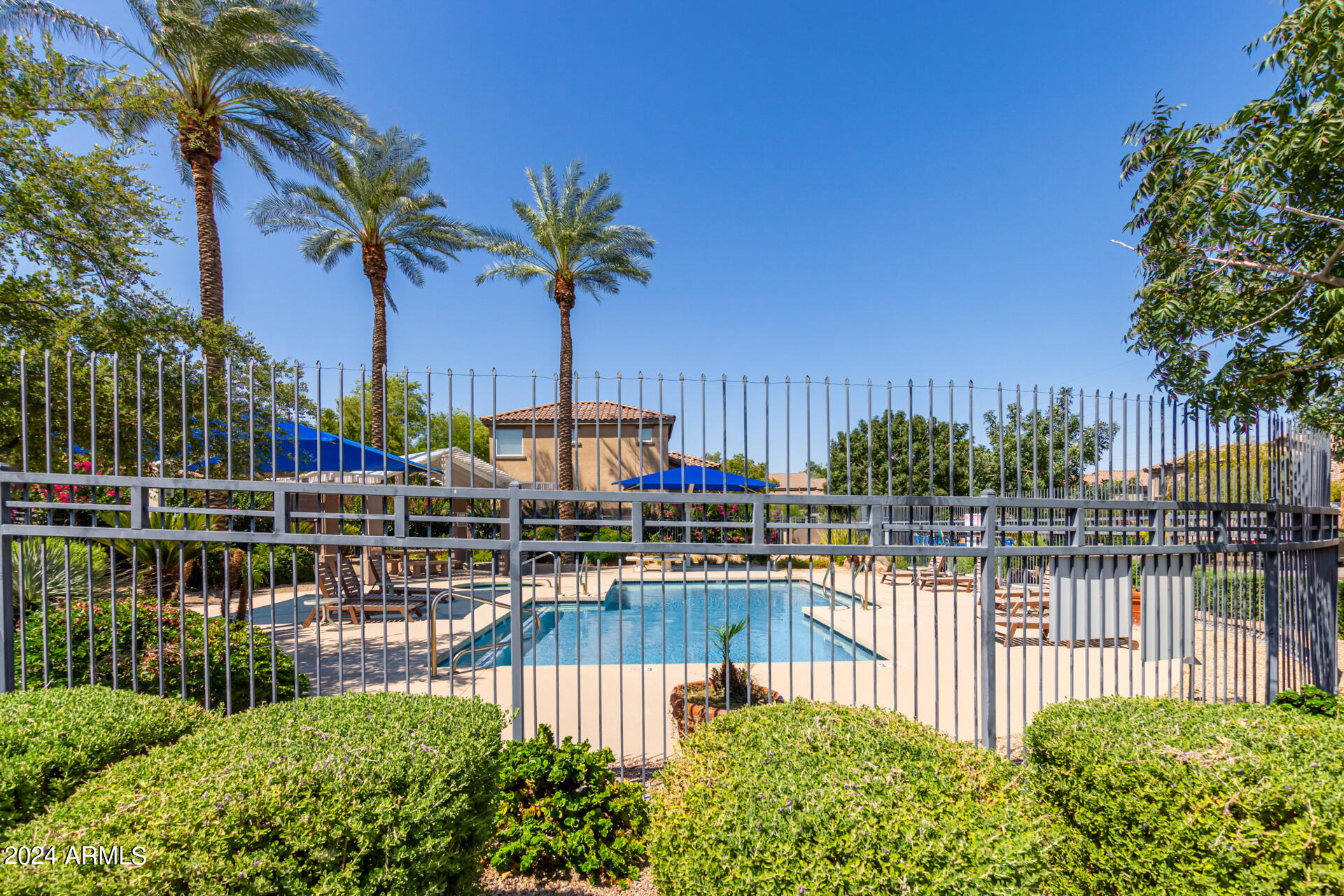 3959 E POLLACK Street