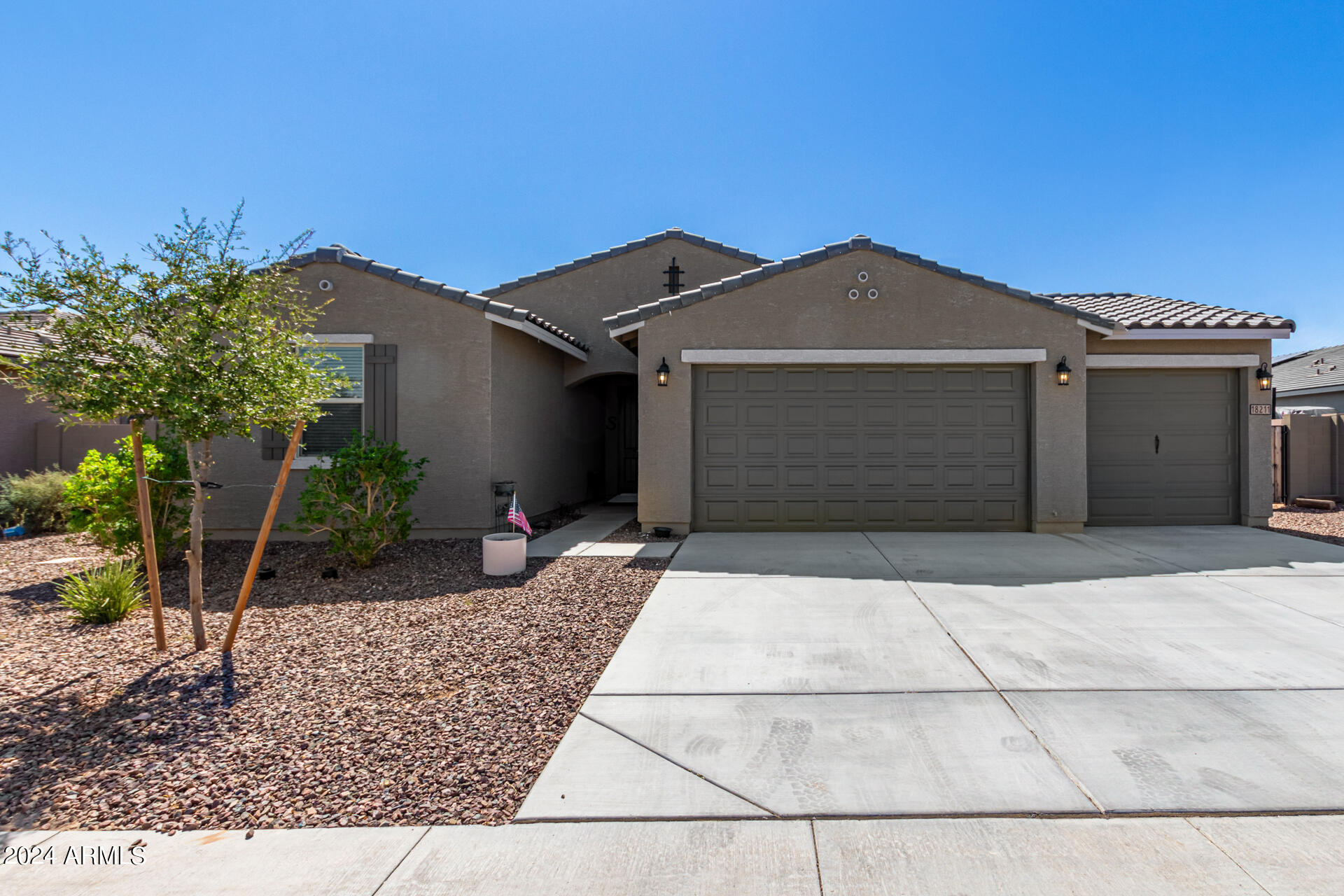 18211 W COLLEGE Drive