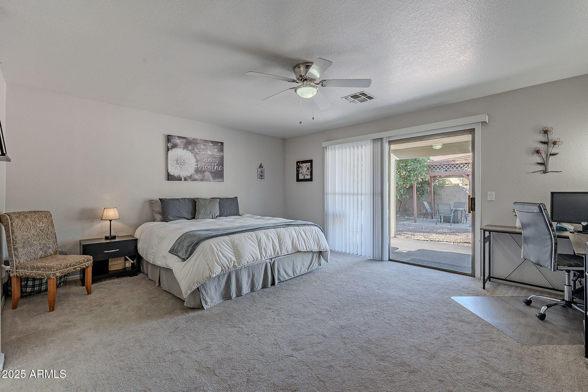 1896 S PORTER Street