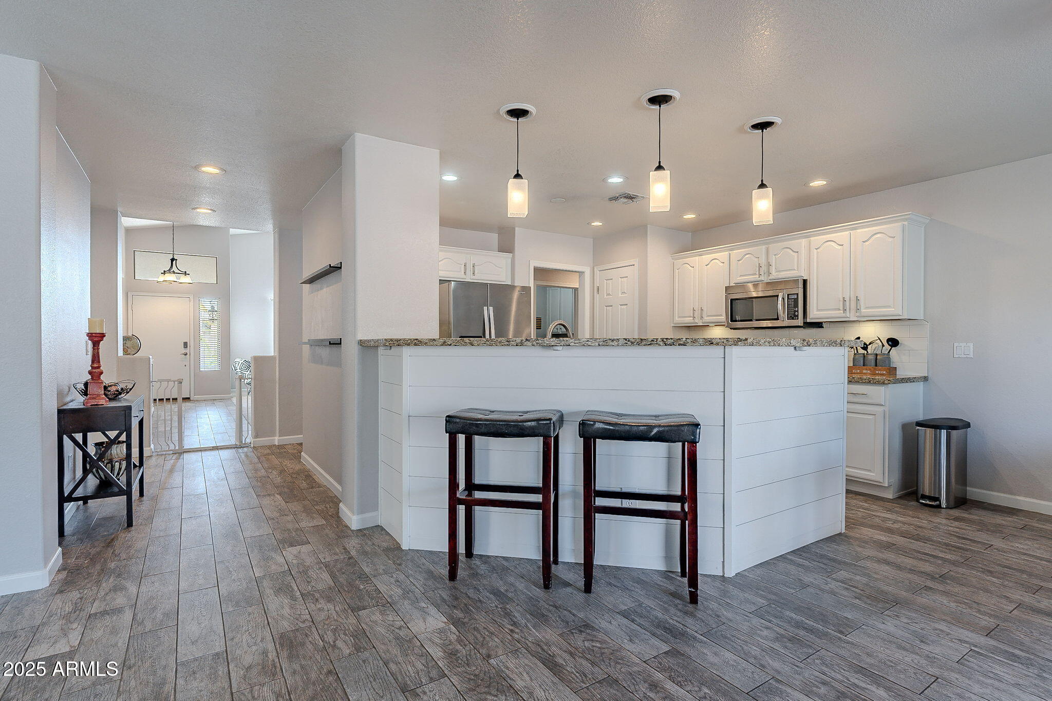 1896 S PORTER Street